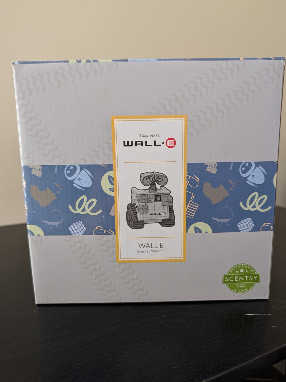 WALL·E Scentsy Warmer